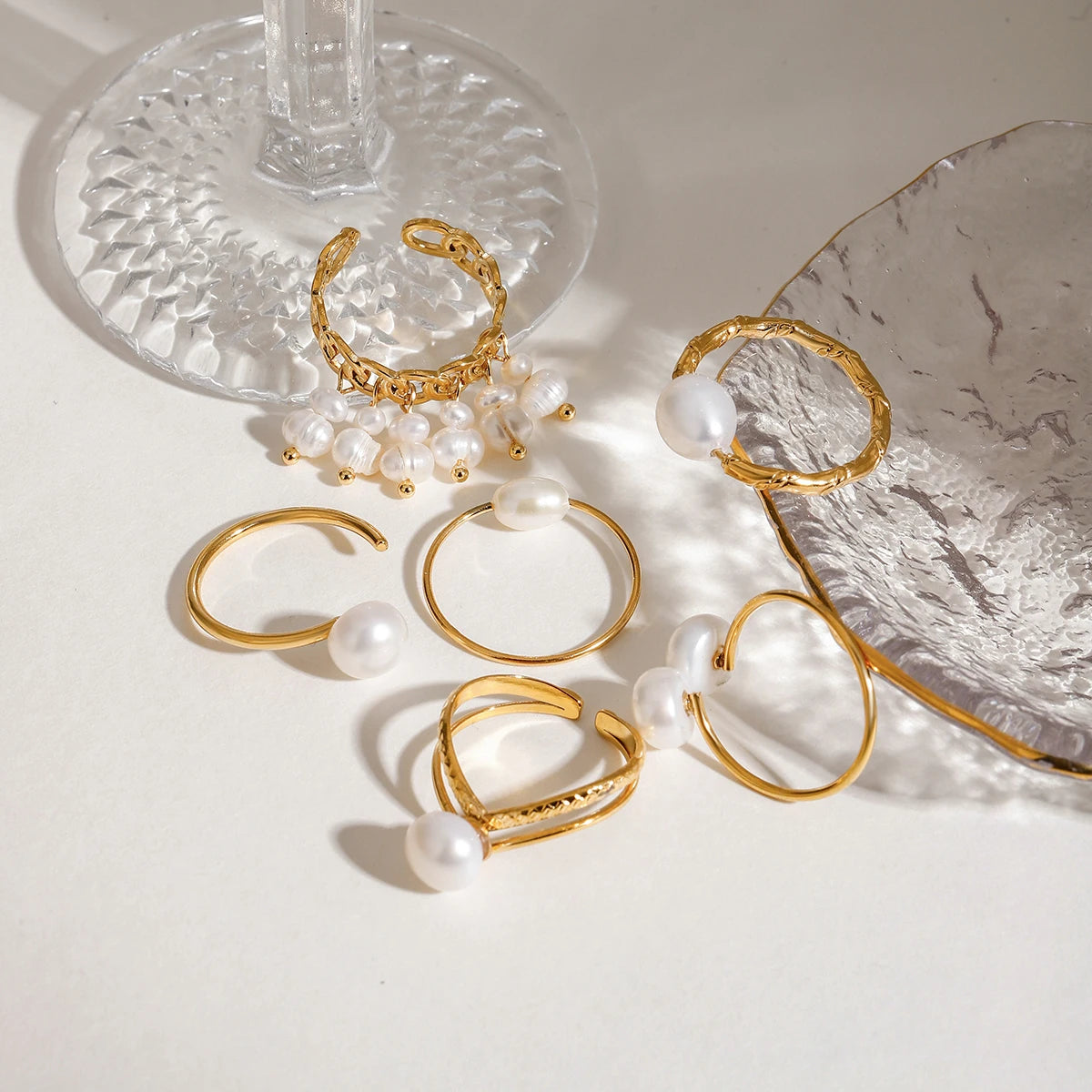 Bague double perle d’eau douce – Élégance marine en doré
