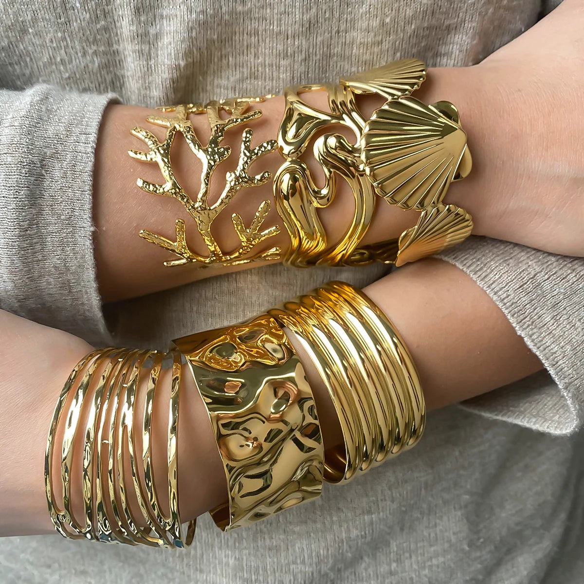 Bracelet nervuré large – Tendance urbaine