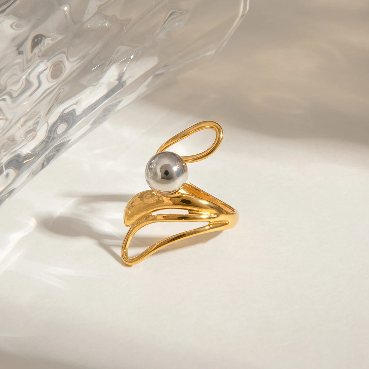 Bague ajourée boule métal – Design irrégulier & audacieux