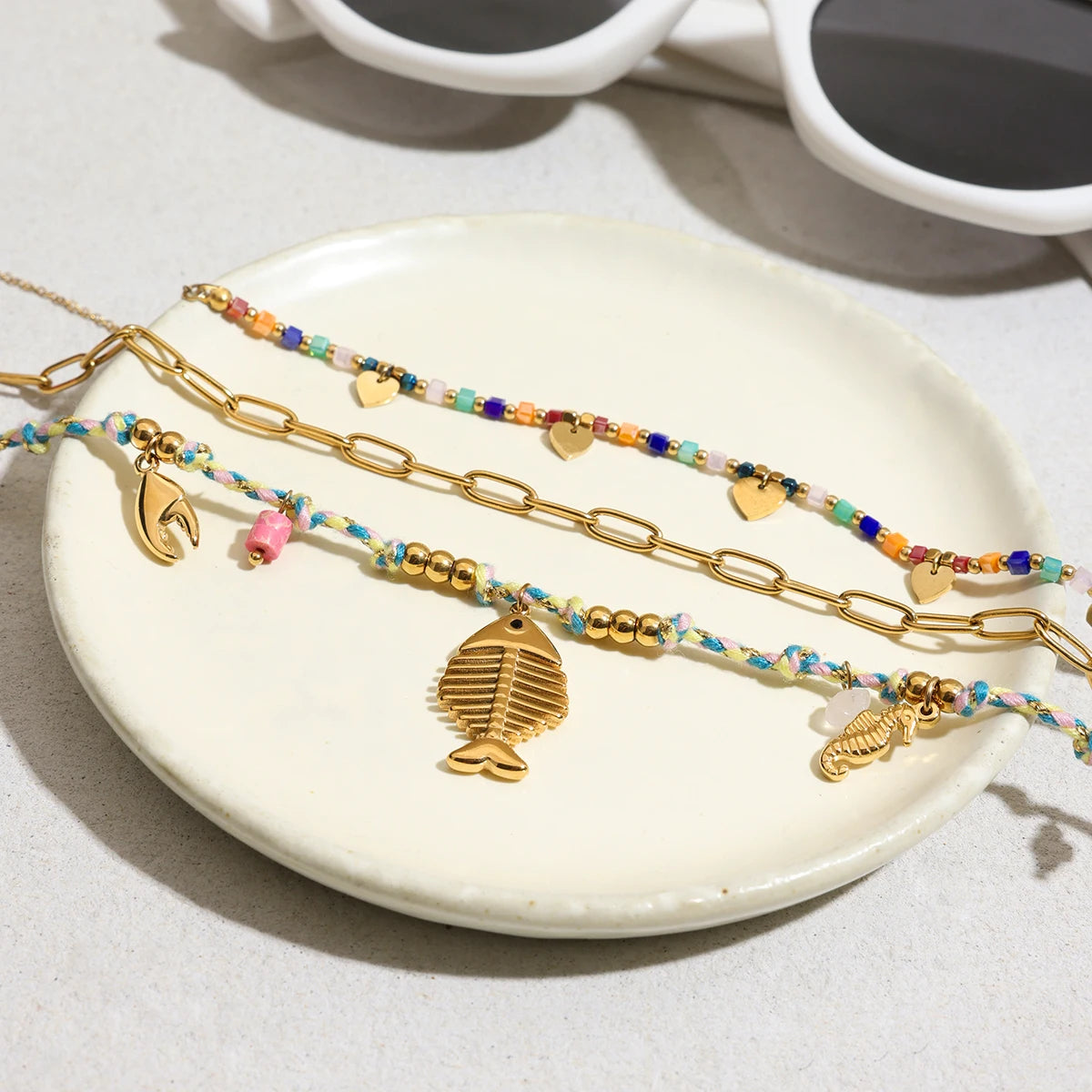 Collier corde & arête de poisson – Look resort moderne