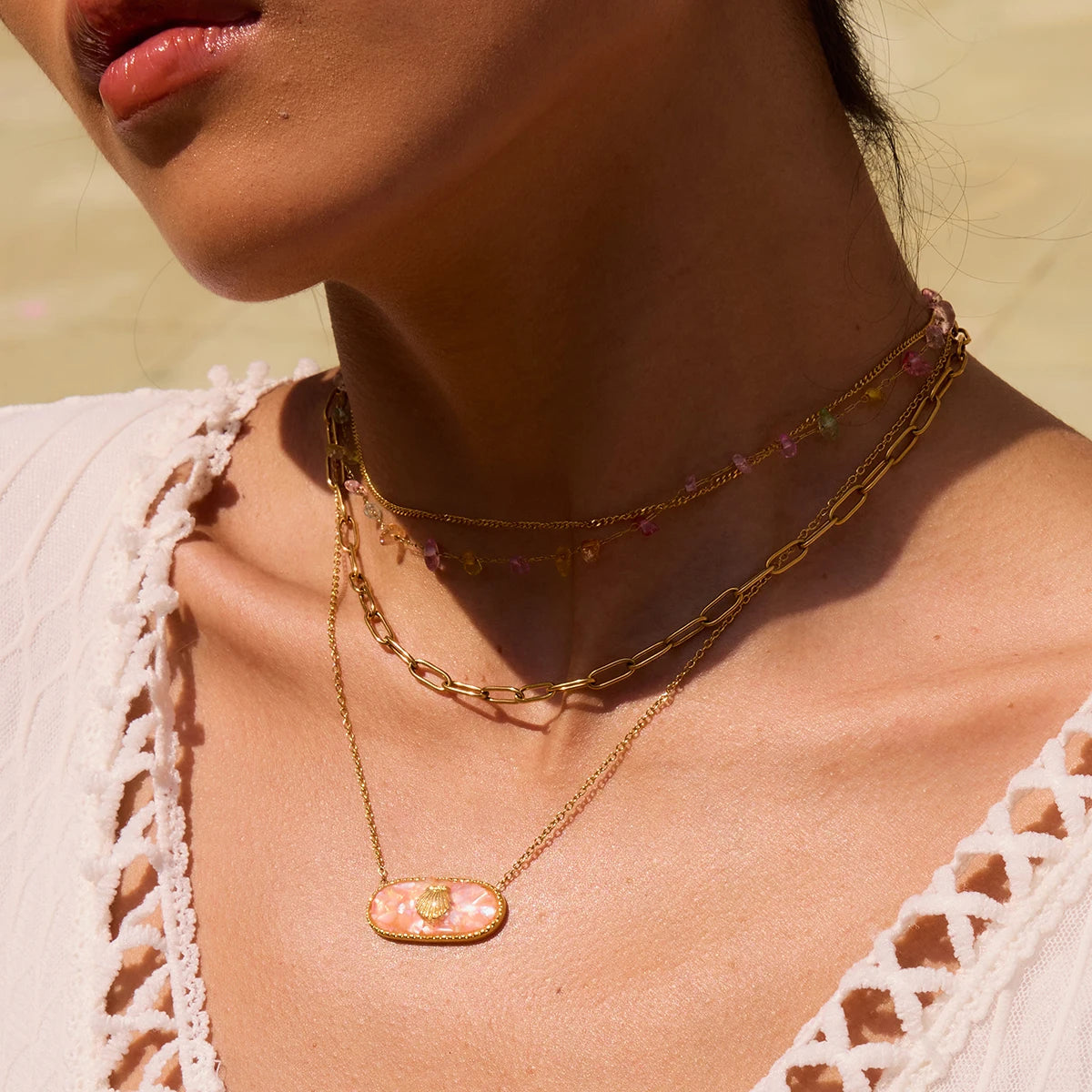 Collier coquillage multicolore – Style marin revisité