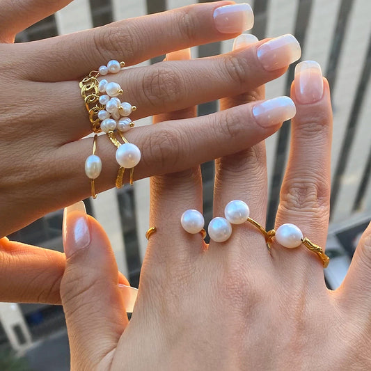 Bague double perle d’eau douce – Élégance marine en doré