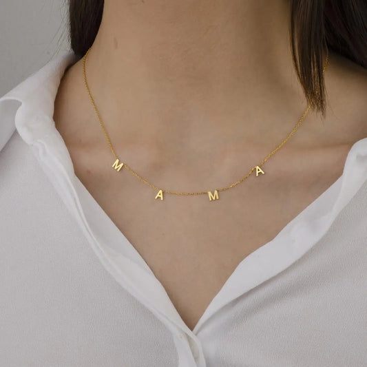 Collier lettre "Maman